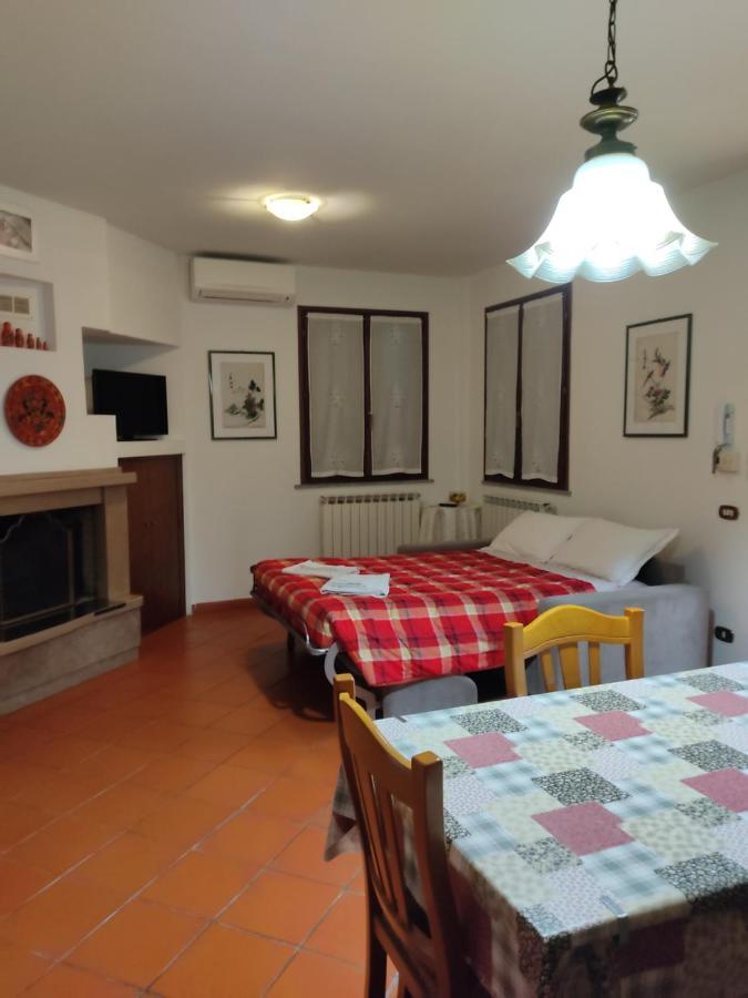 B&B La Poiana Canavaccio di Urbino エクステリア 写真