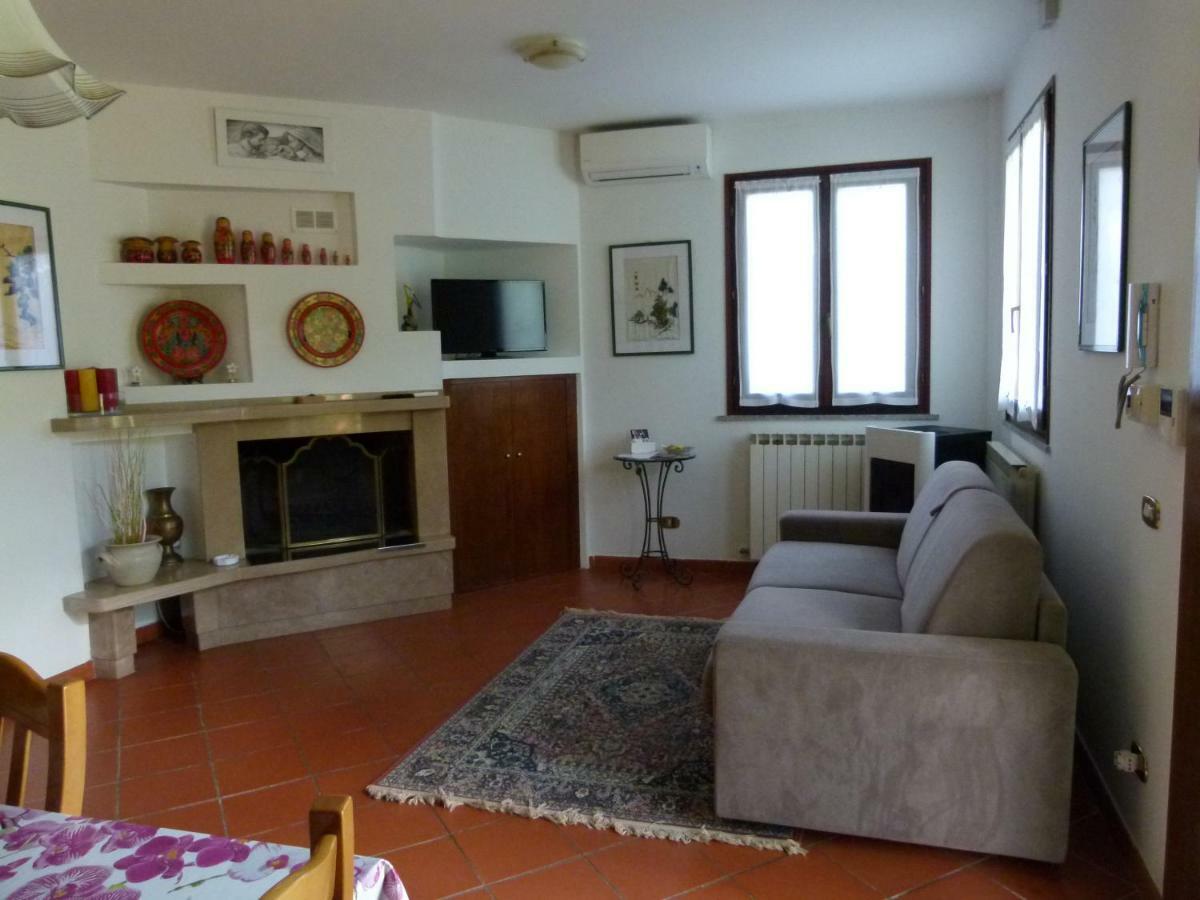 B&B La Poiana Canavaccio di Urbino エクステリア 写真